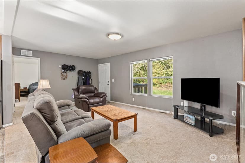 Property photo for 31525 367th Avenue NE, Arlington photo 11