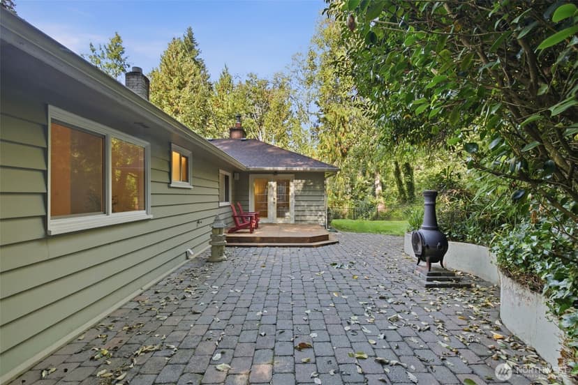Property photo for 19926 40th Place NE, Lake Forest Park photo 23