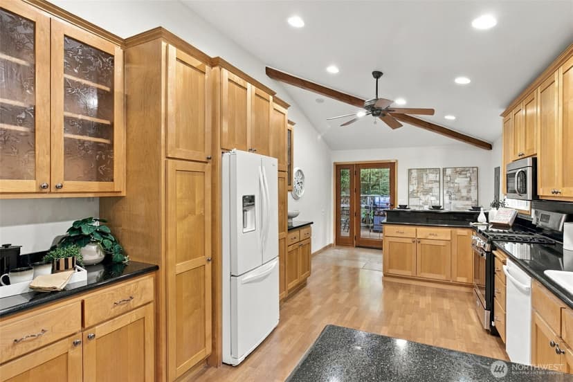 Property photo for 19926 40th Place NE, Lake Forest Park photo 10
