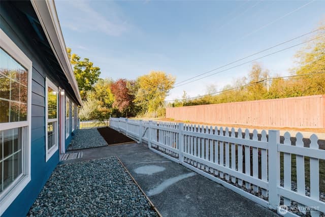 Property photo for 14938 Bethel Burley Road SE, Port Orchard photo 4