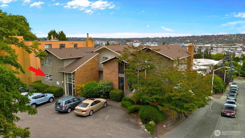 Property photo for 3700 W 25th Place #201, Seattle photo 40