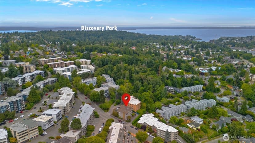 Property photo for 3700 W 25th Place #201, Seattle photo 8