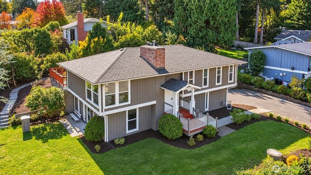 Property photo for 14223 NE 66th Street, Redmond photo 2
