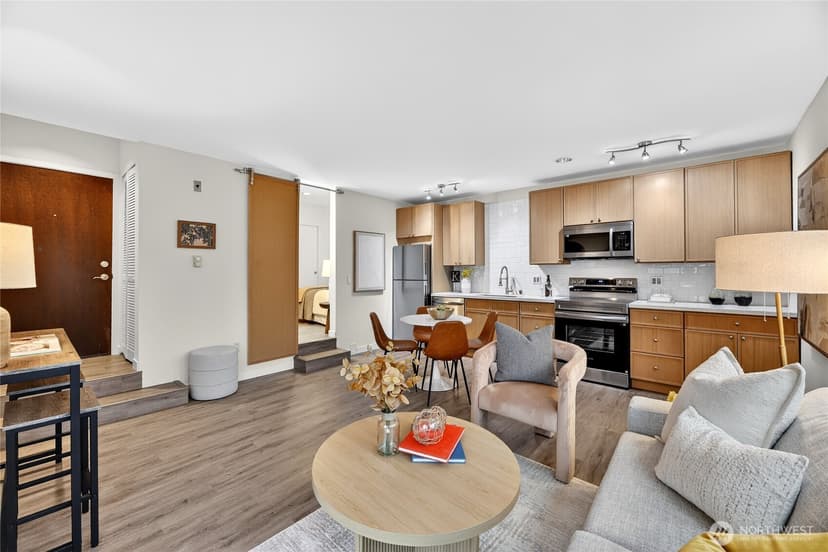 Property photo for 6547 42nd Avenue SW #303, Seattle photo 8