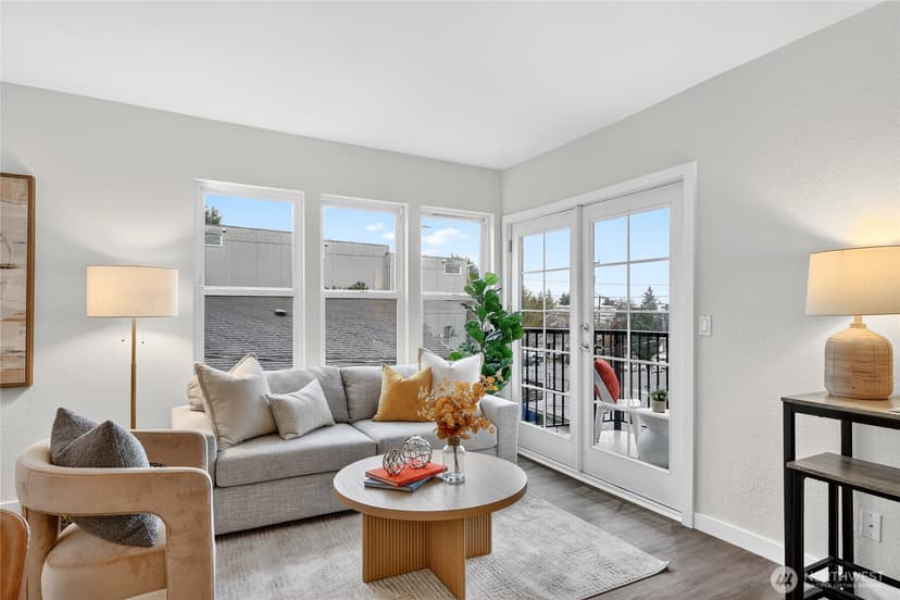 Property photo for 6547 42nd Avenue SW #303, Seattle photo 15