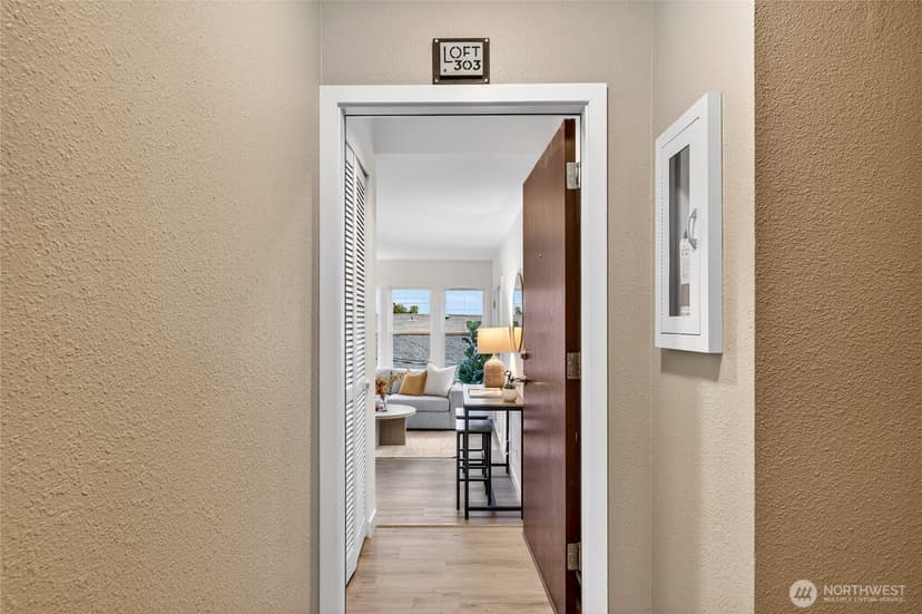 Property photo for 6547 42nd Avenue SW #303, Seattle photo 34