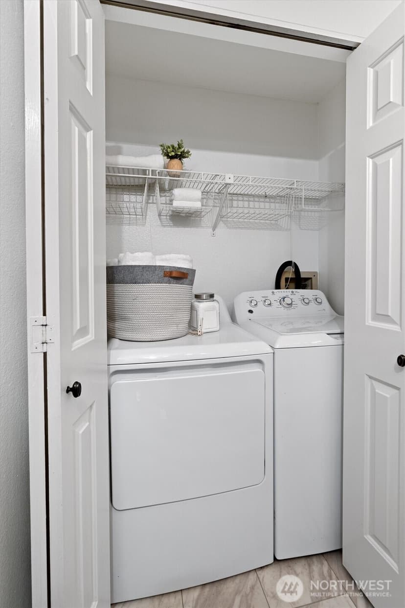 Property photo for 3802 25th Avenue W, Seattle photo 10