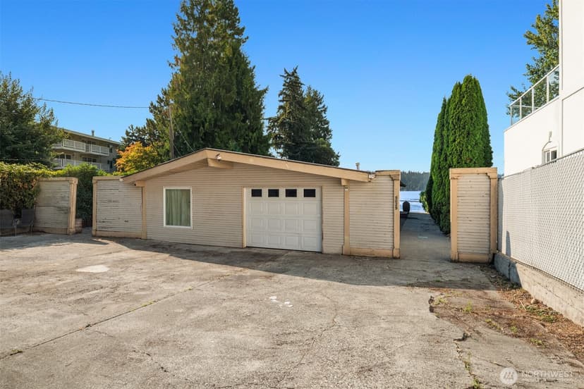 Property photo for 5029 Ripley Lane N, Renton photo 10