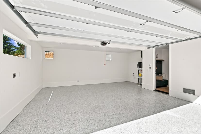 Property photo for 2647 Walnut Avenue SW, Seattle photo 25