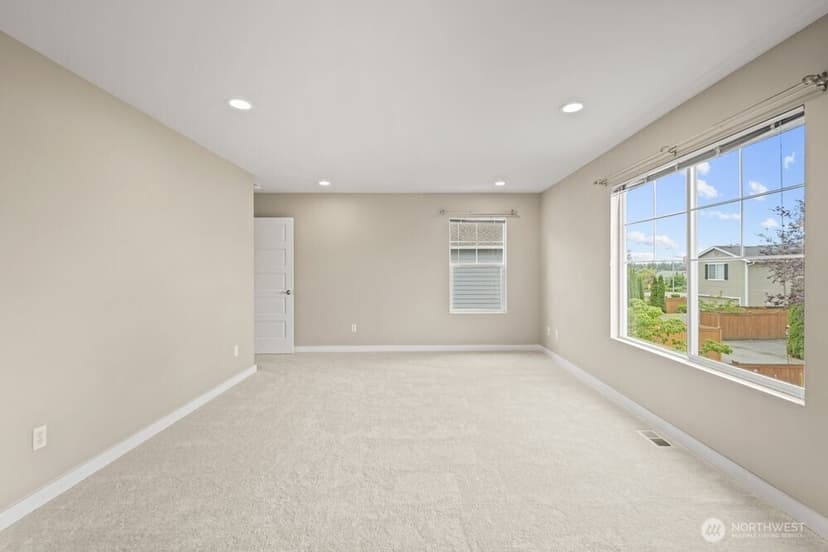 Property photo for 9731 228th Terrace NE, Redmond photo 28