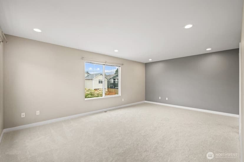 Property photo for 9731 228th Terrace NE, Redmond photo 26