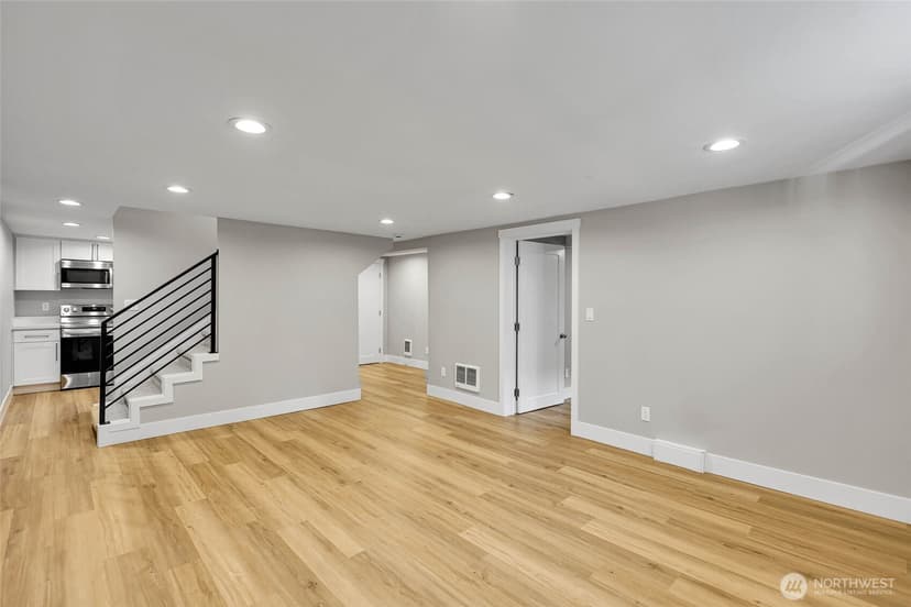 Property photo for 7901 16th Avenue SW, Seattle photo 24