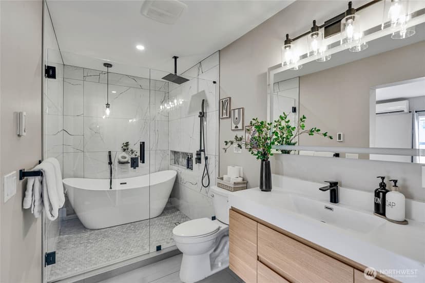 Property photo for 7901 16th Avenue SW, Seattle photo 16