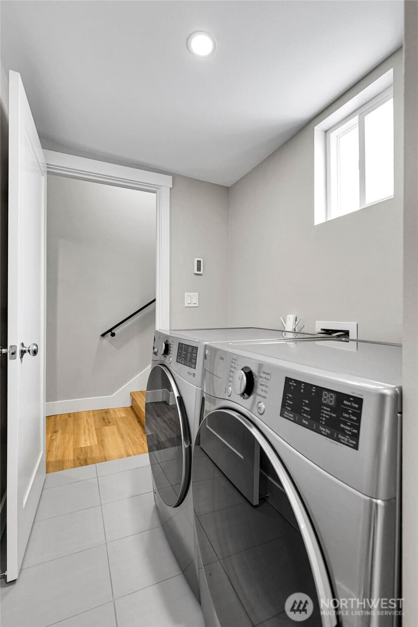 Property photo for 7901 16th Avenue SW, Seattle photo 30