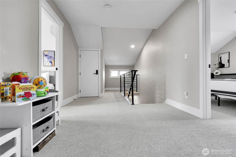 Property photo for 7901 16th Avenue SW, Seattle photo 17