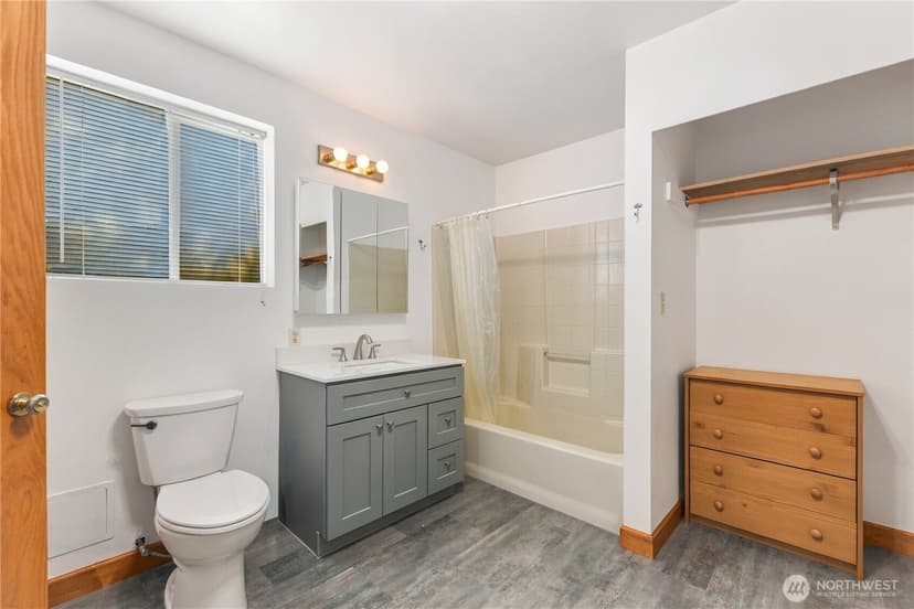 Property photo for 14414 67th Avenue NE, Arlington photo 15