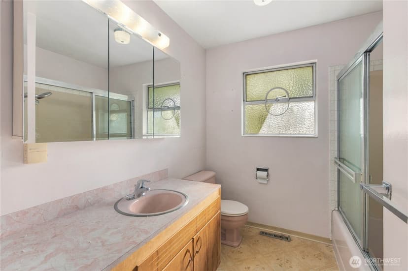 Property photo for 14414 67th Avenue NE, Arlington photo 9