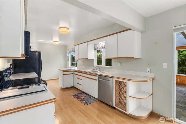 Property photo for 14414 67th Avenue NE, Arlington photo 5