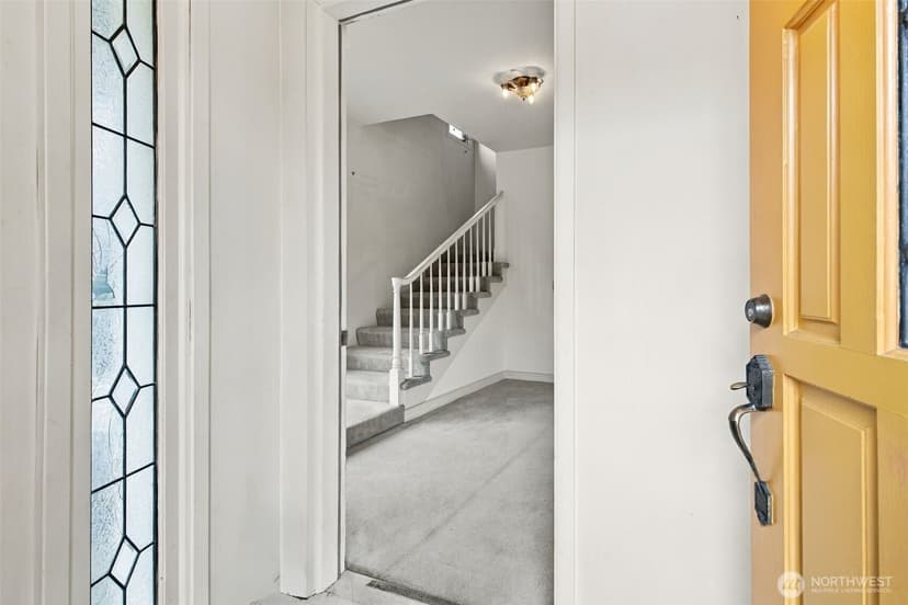 Property photo for 5240 S Dawson Street, Seattle photo 2