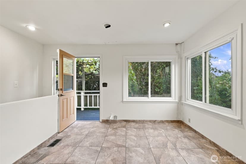 Property photo for 5240 S Dawson Street, Seattle photo 11