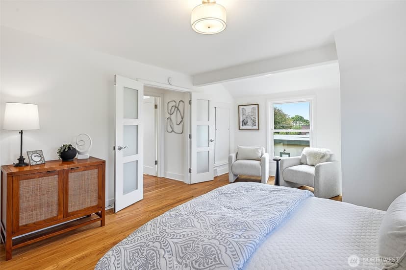 Property photo for 1512 6th Avenue W, Seattle photo 18