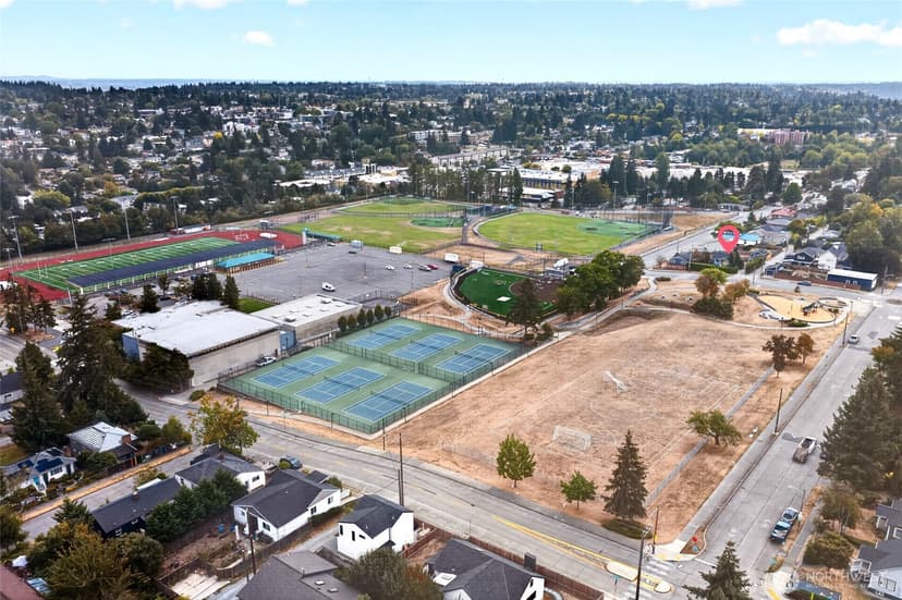 Property photo for 2907 SW Cloverdale St, Seattle photo 19