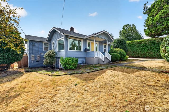 Property photo for 2907 SW Cloverdale St, Seattle