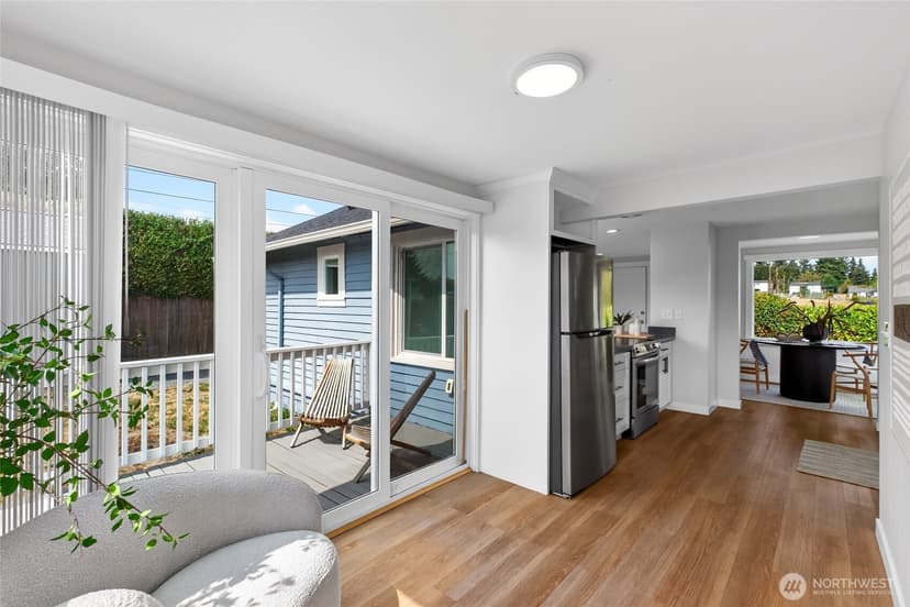 Property photo for 2907 SW Cloverdale St, Seattle photo 22