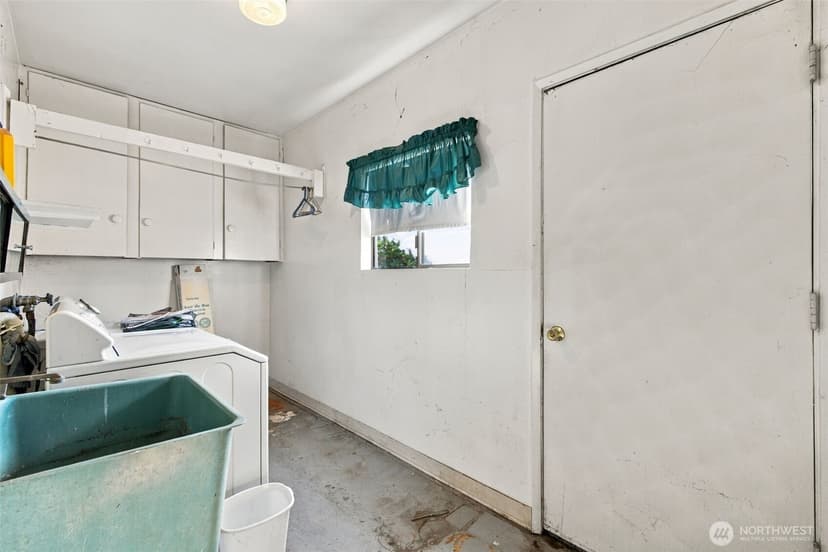 Property photo for 324 18th Street NW, Puyallup photo 25