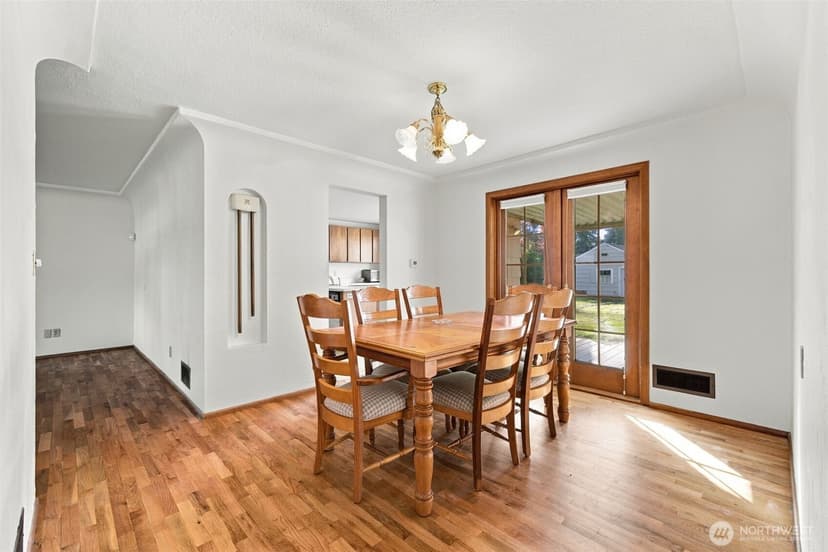 Property photo for 324 18th Street NW, Puyallup photo 6