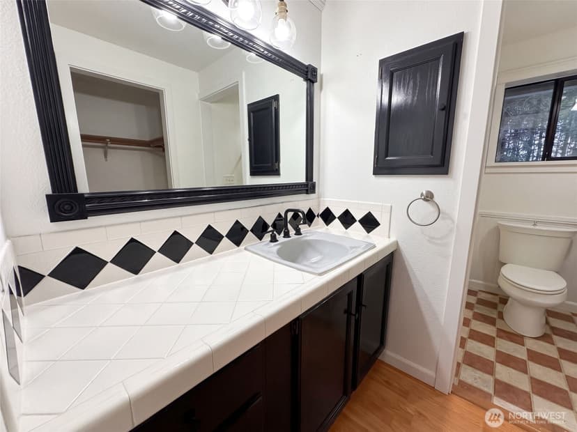 Property photo for 7423 Ebbert Drive SE, Port Orchard photo 28