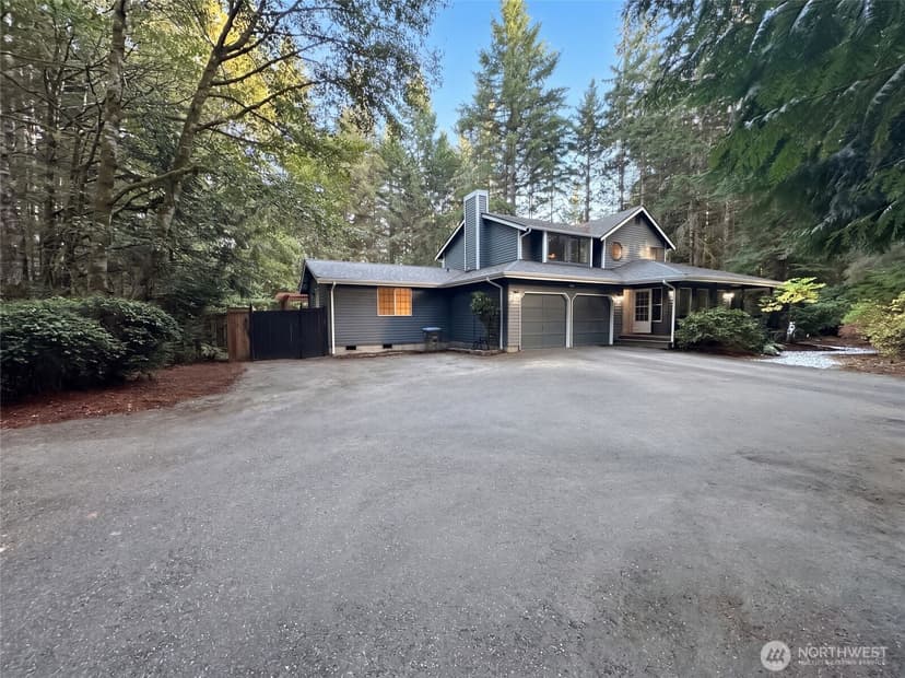 Property photo for 7423 Ebbert Drive SE, Port Orchard photo 39