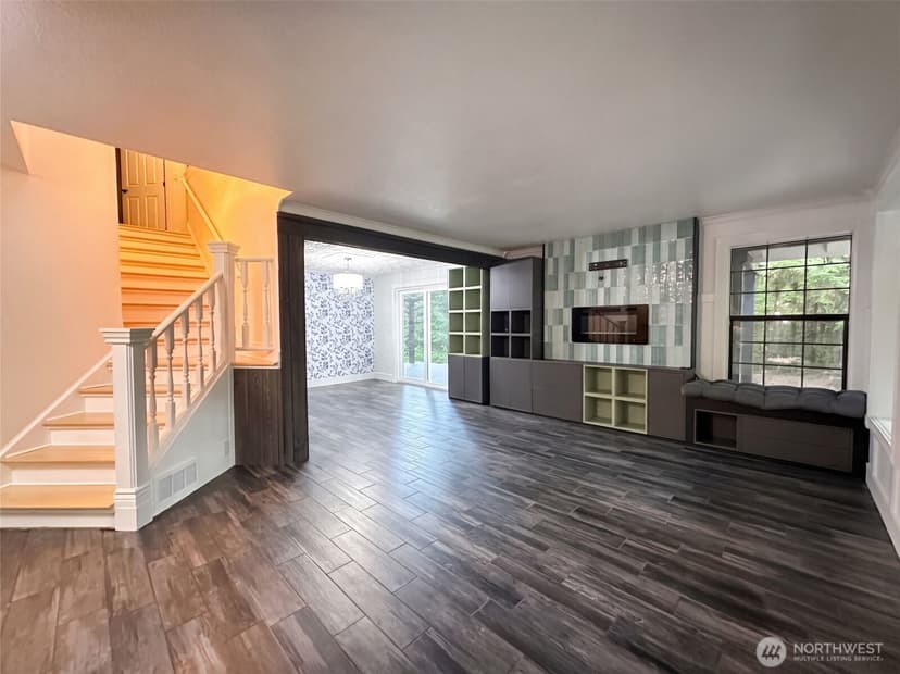 Property photo for 7423 Ebbert Drive SE, Port Orchard photo 14