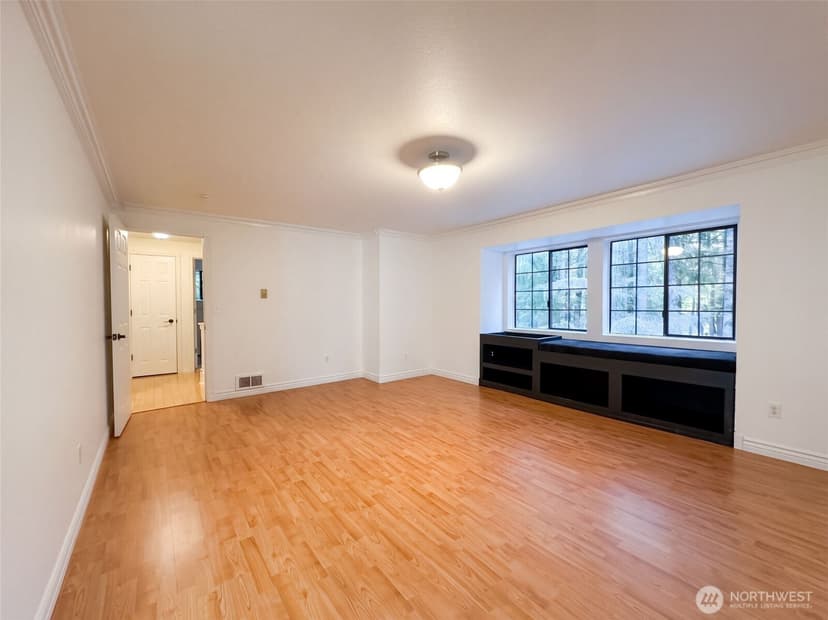 Property photo for 7423 Ebbert Drive SE, Port Orchard photo 4
