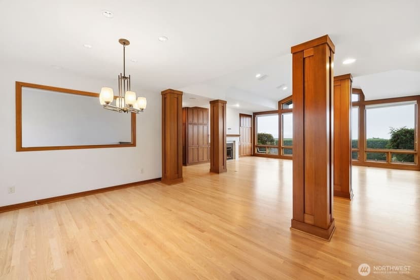 Property photo for 9600 Hilltop Rd, Bellevue photo 16