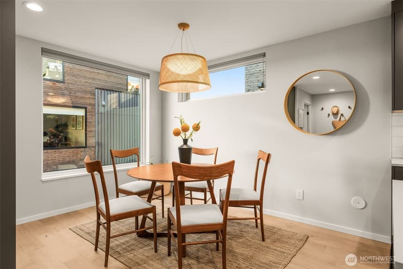 Property photo for 1105 Yakima Avenue S, Seattle photo 13