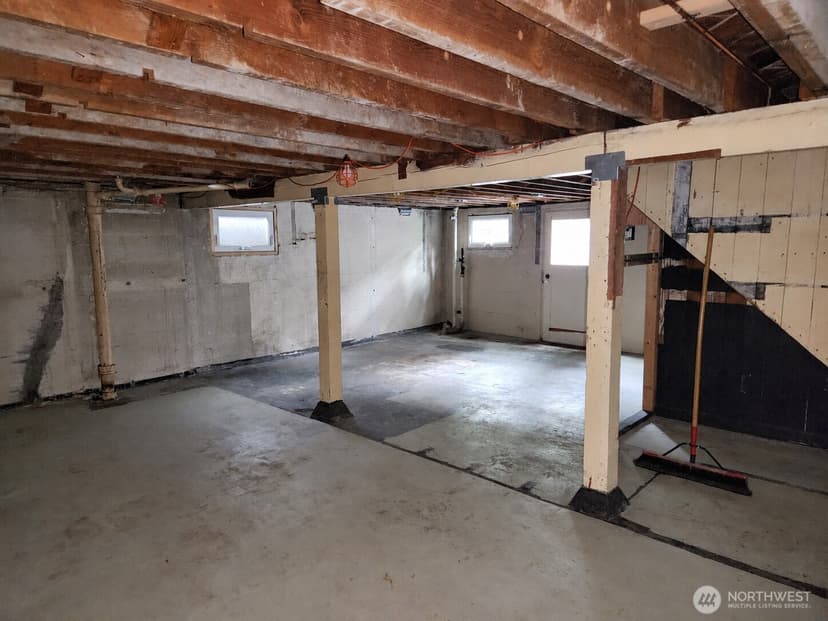 Property photo for 742 N 77th Street, Seattle photo 14