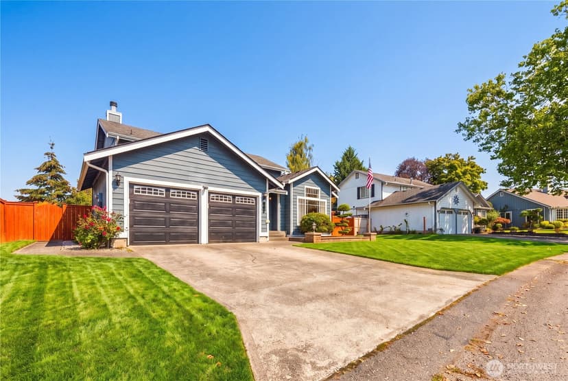 Property photo for 907 130th St E, Tacoma photo 11