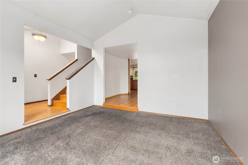 Property photo for 907 130th St E, Tacoma photo 10
