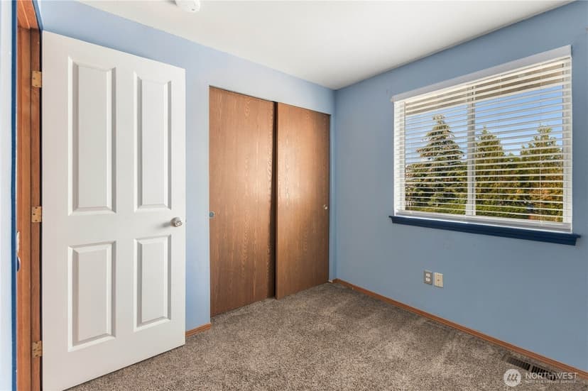 Property photo for 907 130th St E, Tacoma photo 18