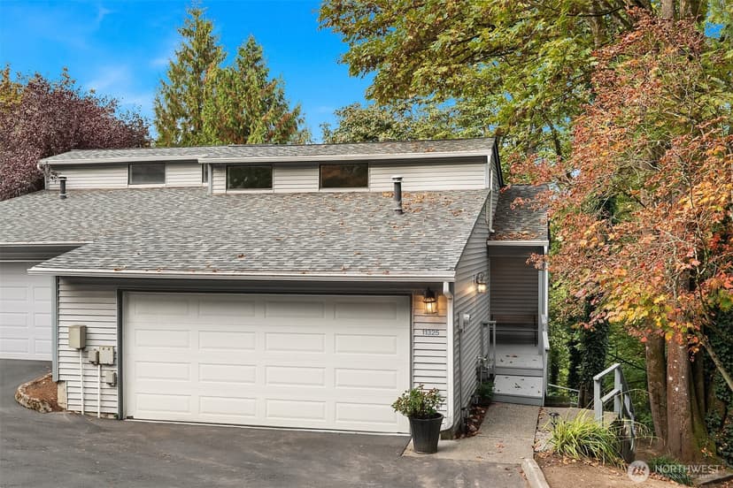Property photo for 11325 101st Place NE #1325, Kirkland photo 30