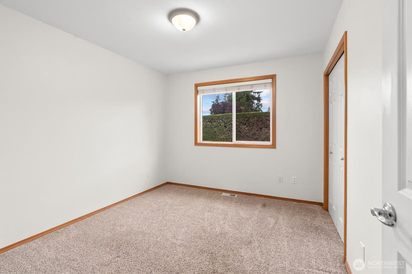 Property photo for 26127 145th Avenue SE, Kent photo 23