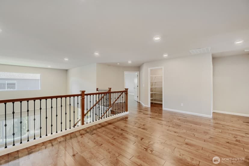 Property photo for 18623 39th Drive SE, Bothell photo 17