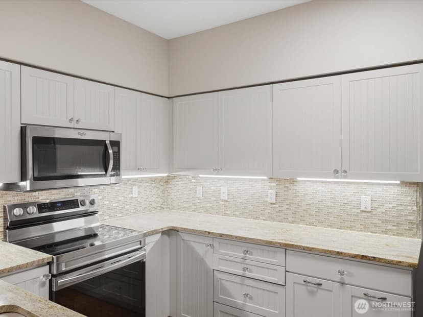 Property photo for 15026 40th Avenue W #12-101, Lynnwood photo 8