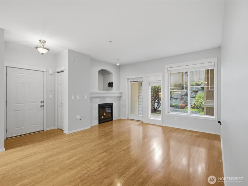 Property photo for 15026 40th Avenue W #12-101, Lynnwood photo 3