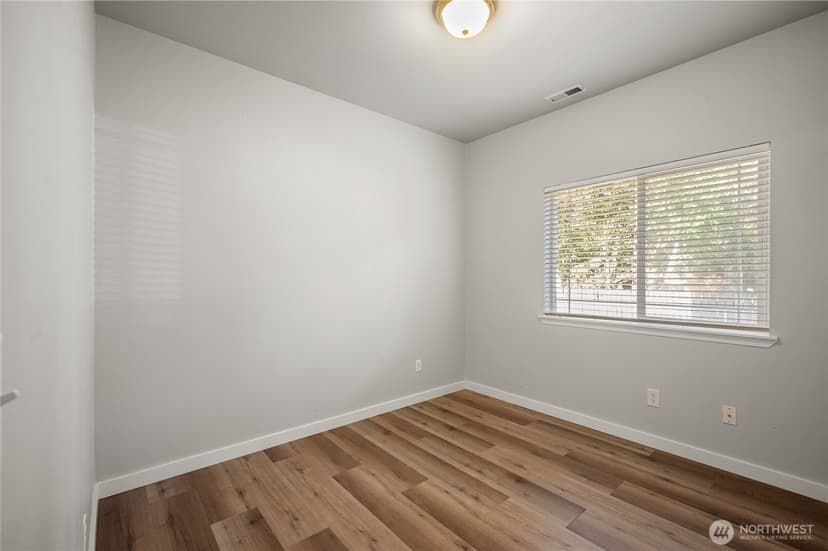 Property photo for 6716 Lower Ridge Road, Everett photo 20
