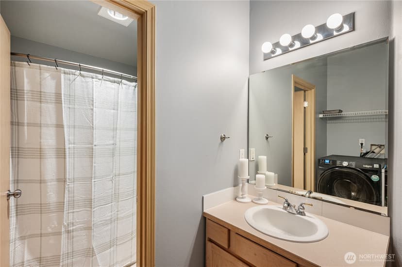 Property photo for 6716 Lower Ridge Road, Everett photo 23