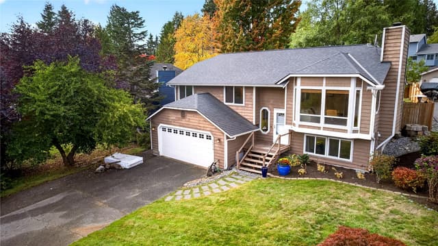Property photo for 16610 4th Drive SE, Bothell photo 2
