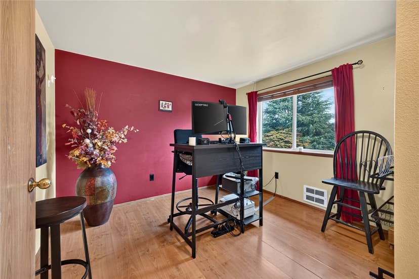 Property photo for 16610 4th Drive SE, Bothell photo 13