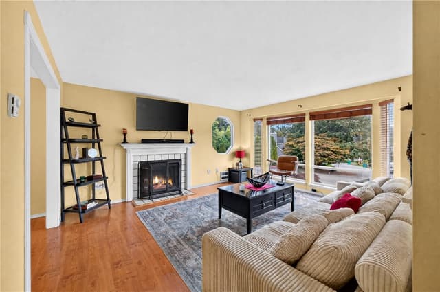 Property photo for 16610 4th Drive SE, Bothell photo 4